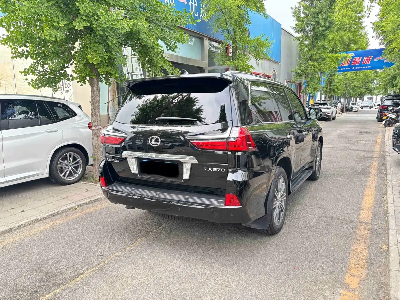 Lexus LX 2017 570 Prestige Luxury фото 4