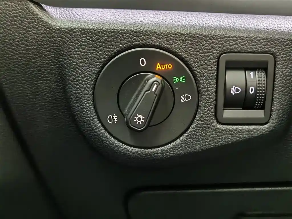 Volkswagen Lavida 2023 300TSI DSG Comfort Edition фото 21