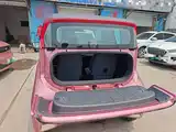 صورة 19 - Baojun E200