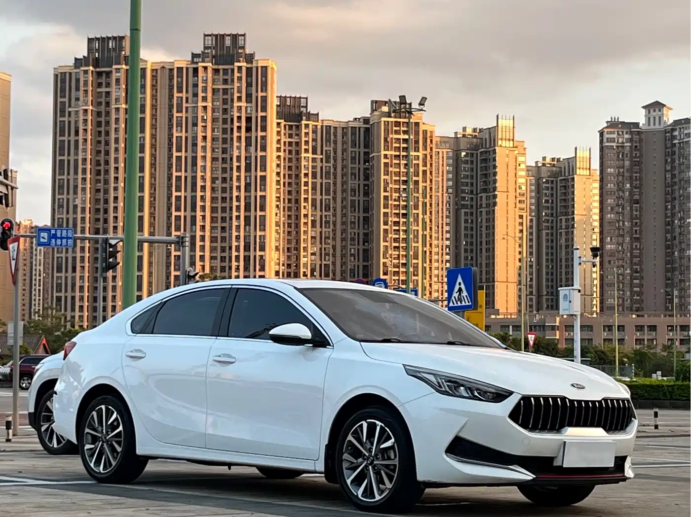 Kia K3 2019 1.4T DCT GT-Line New Edge Sport Edition фото 3