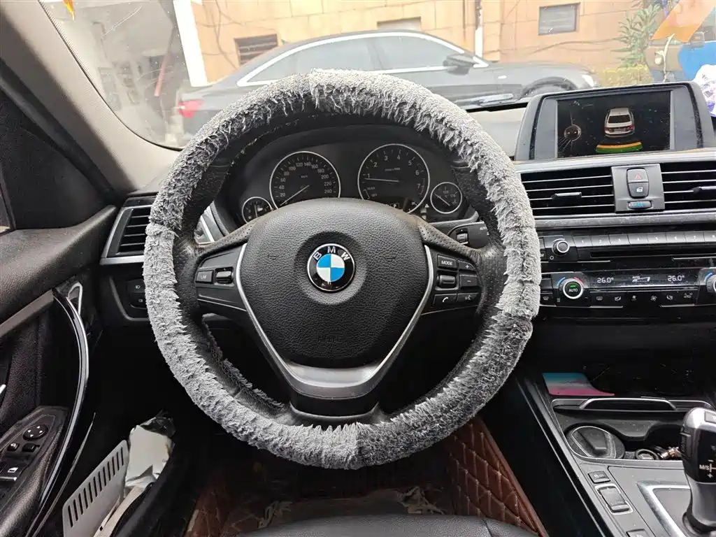 BMW 3 Series 2017 320Li Fashion фото 3
