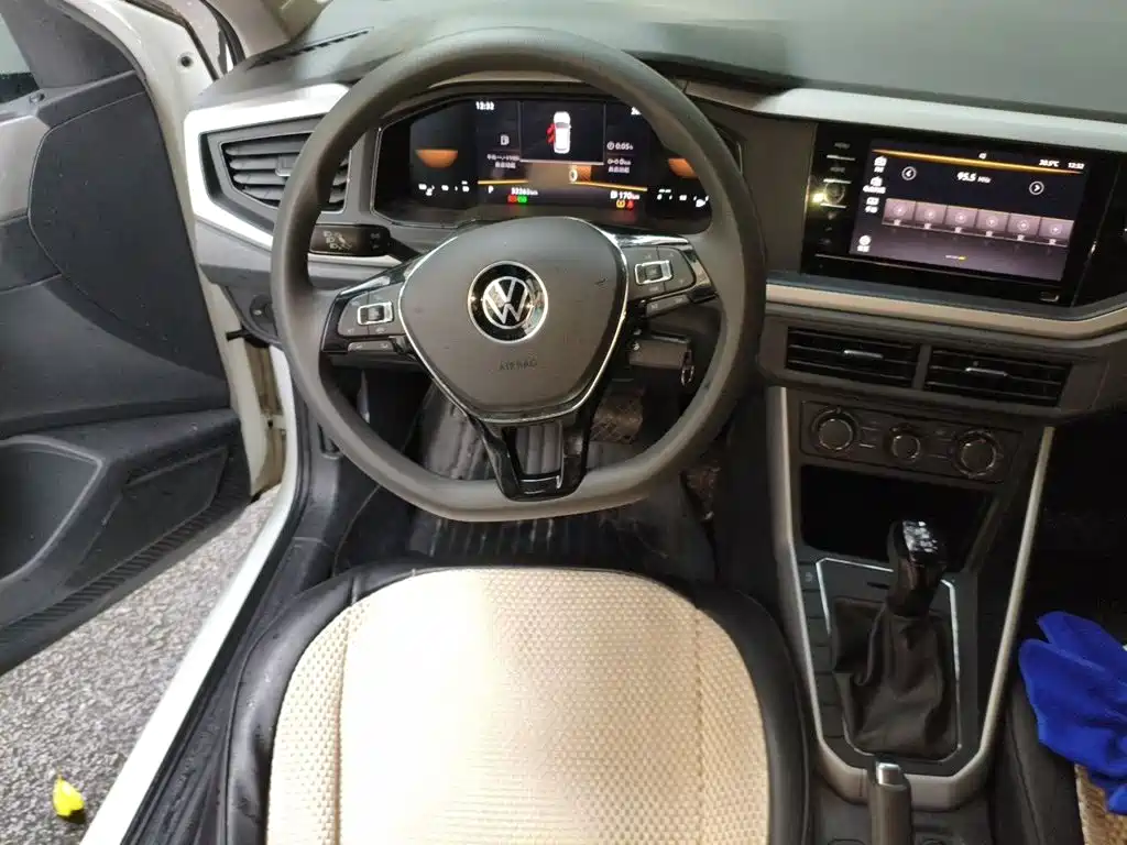 Volkswagen Polo 2024 2023 Facelift Plus 1.5L Auto Joyful Living Edition