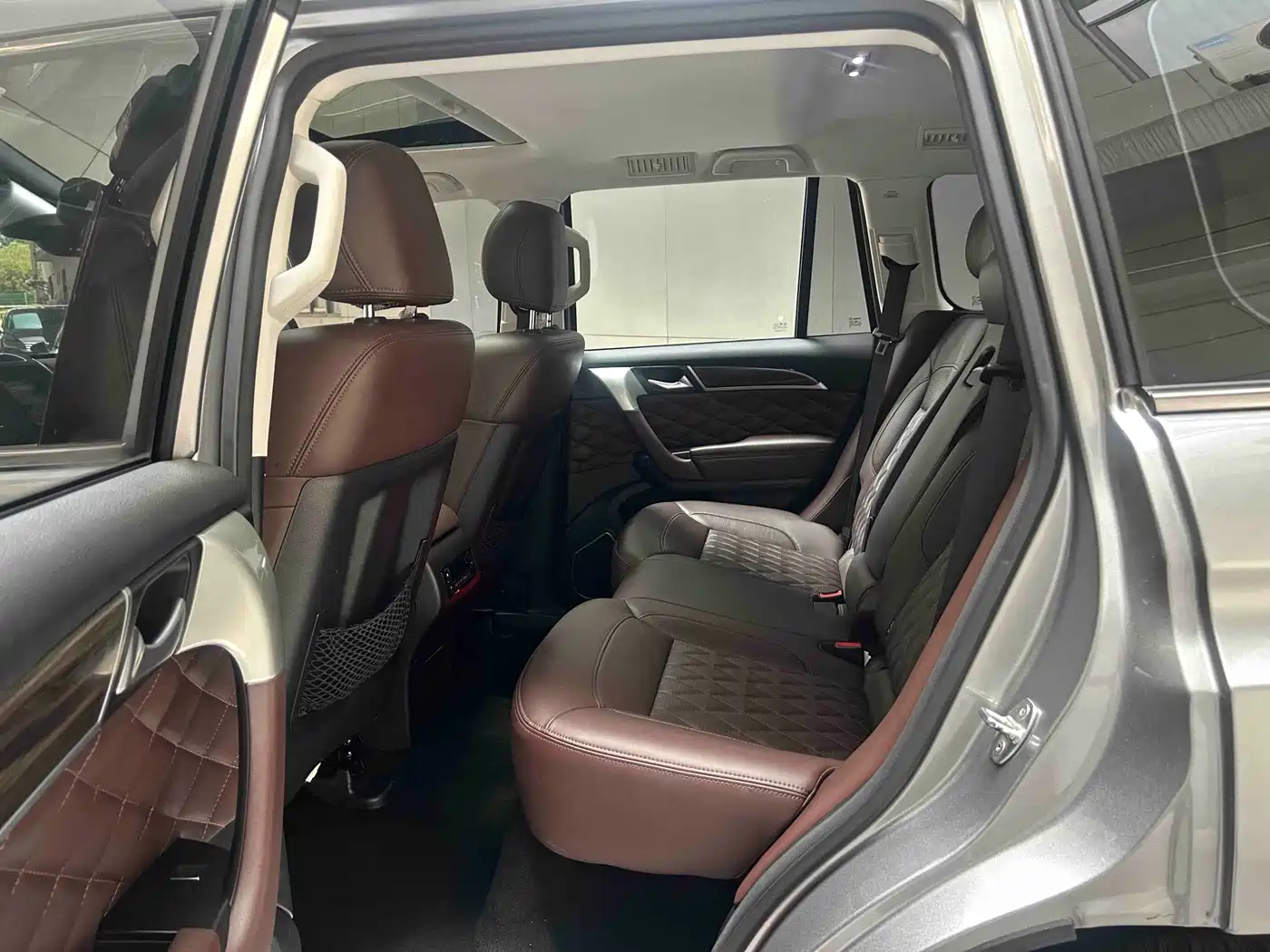 Photo 17 - Haval H9