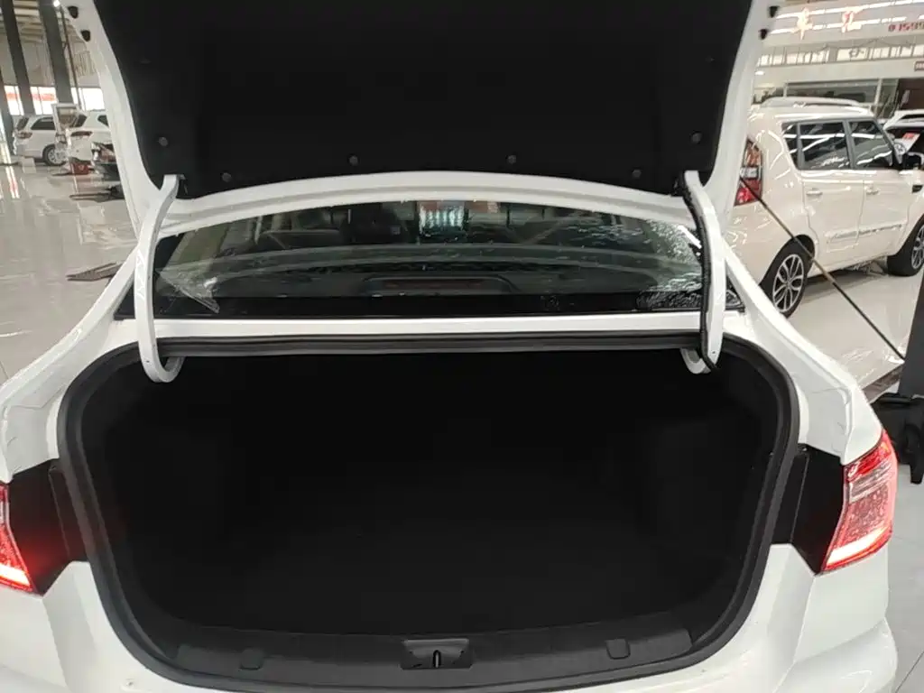 Changan Eado DT 2020 2019 1.6L Manual Relax China VI