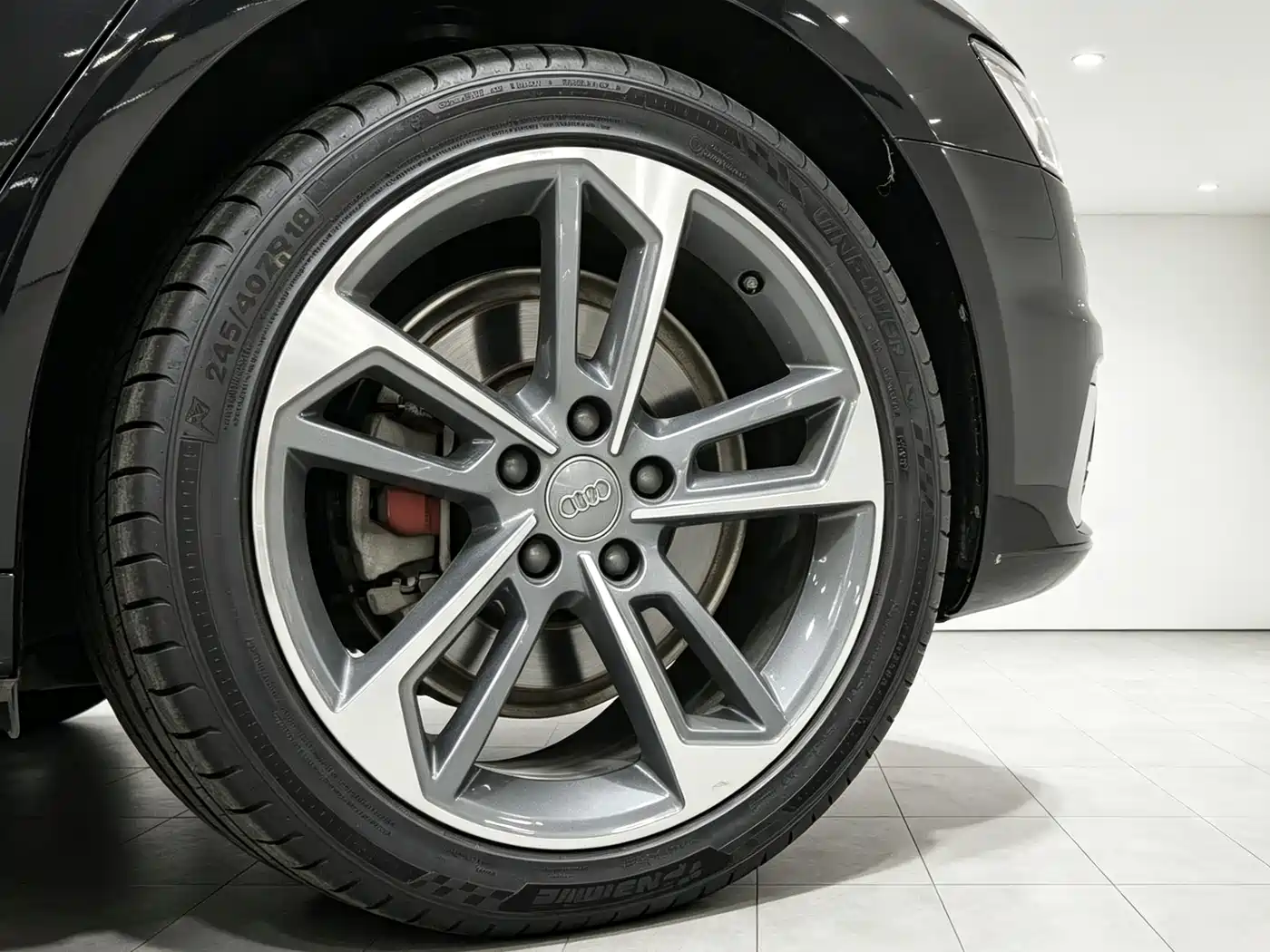 Audi A4L 2020 40 TFSI Fashion Dynamic Edition фото 13