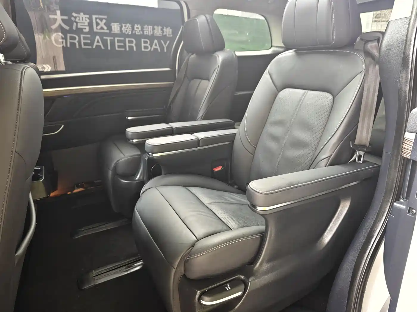GAC Trumpchi Trumpchi M8 2021 Leading Show Series 390T Ultimate Edition фото 15