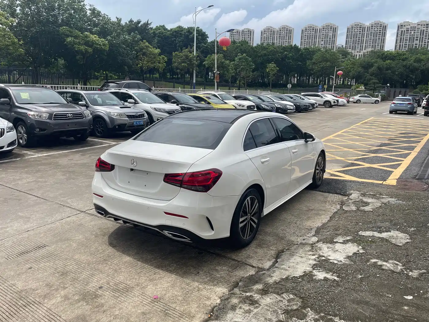 Mercedes-Benz A-Class 2019 A 180 L Sport Sedan фото 15