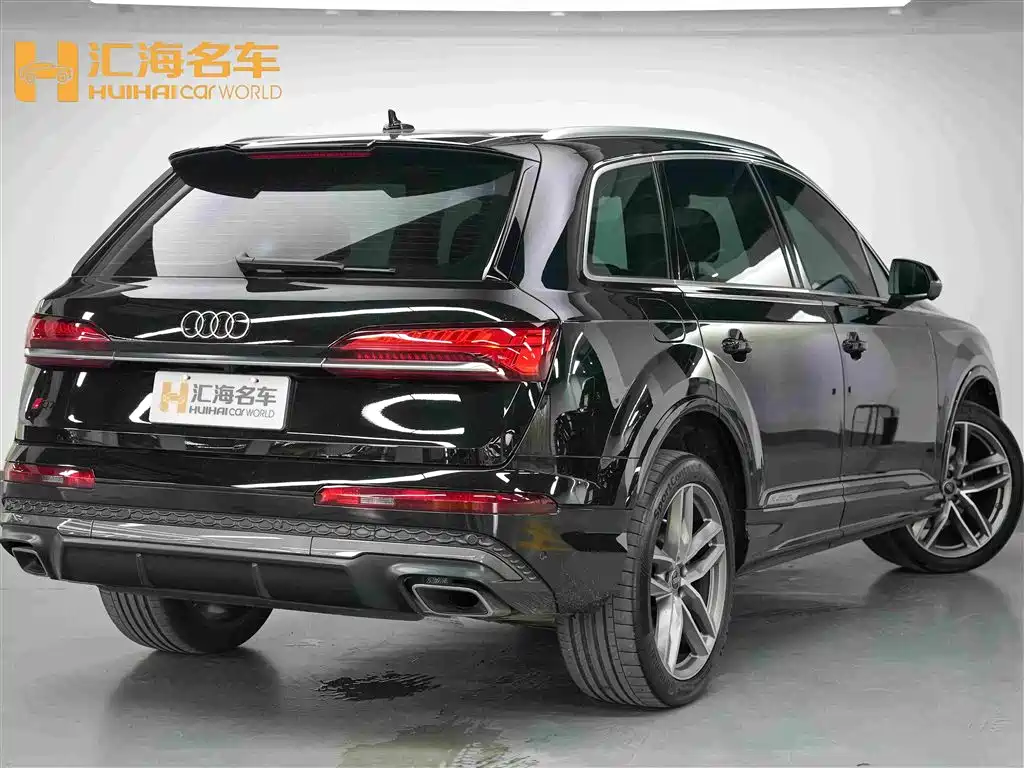 Audi Q7 2025 2025 55 TFSI quattro S line Sport