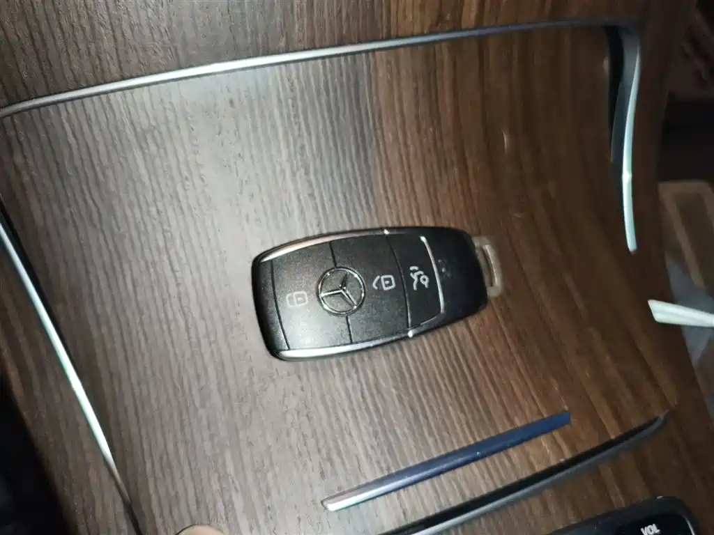 Mercedes-Benz GLC 2021 GLC 300 L 4MATIC Sporty фото 12