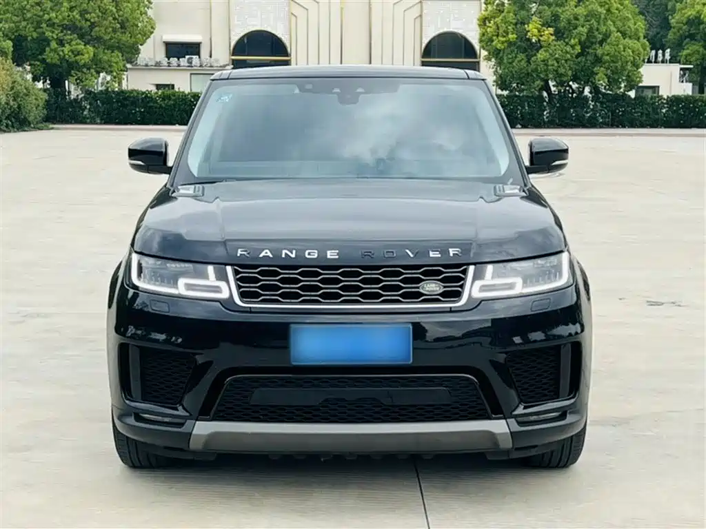 Land Rover Range Rover Sport 2019 3.0 SC V6 Special Edition фото 3