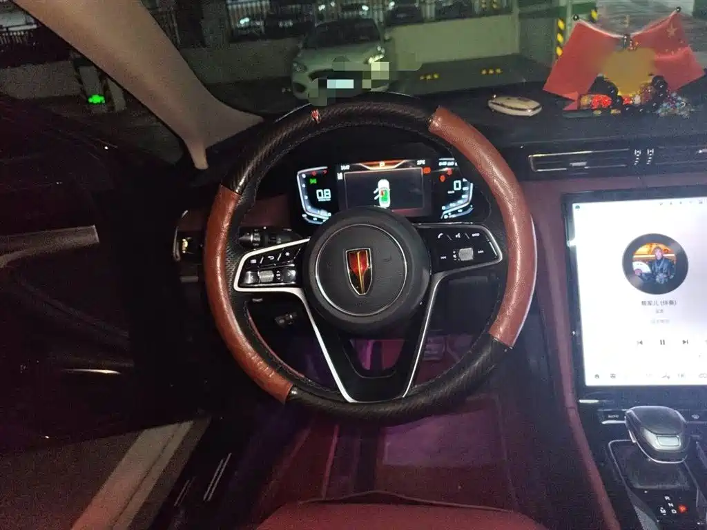 Hongqi H5 2023 2.0T Auto Smart Connect Flag Enjoy фото 3