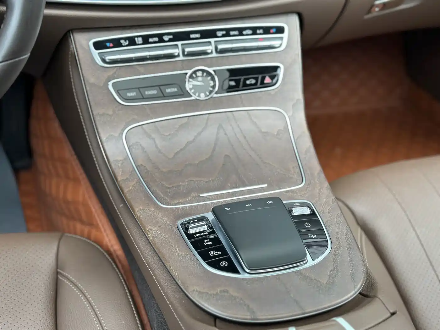 Mercedes-Benz E-Class 2019 Facelift E 300 L Luxury фото 12