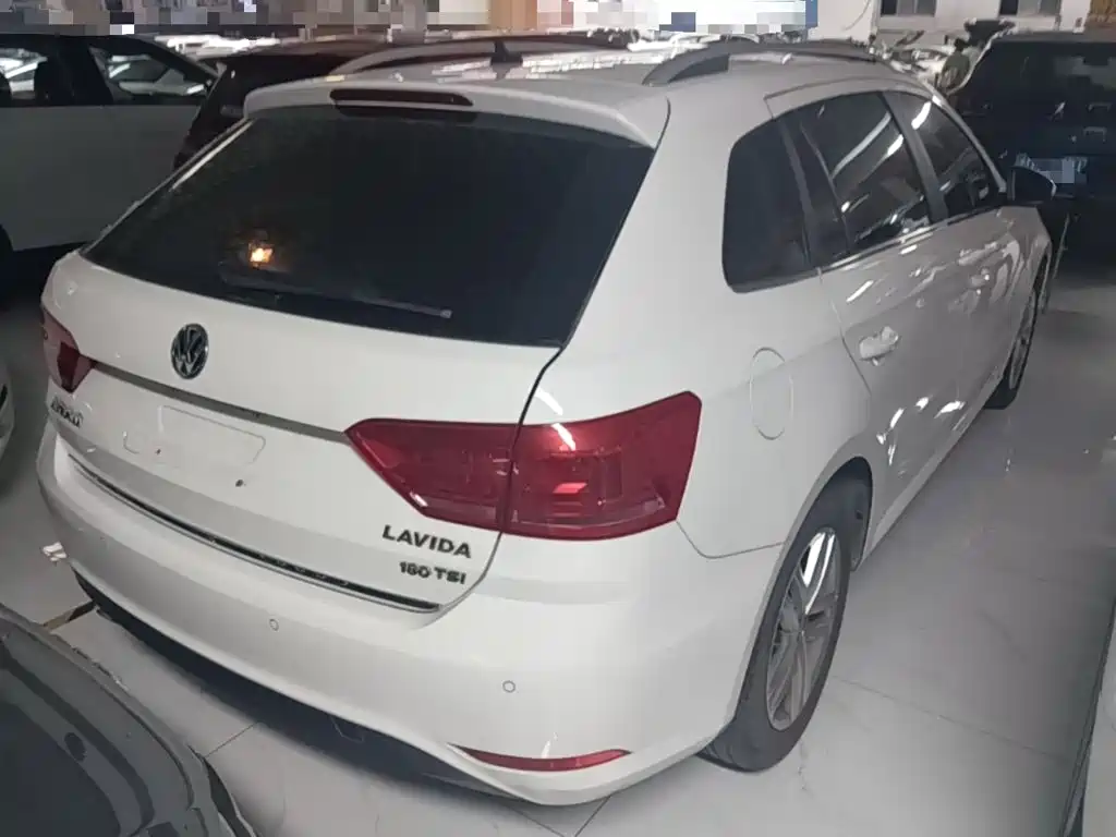 Volkswagen Lavida Tour 2017 2017 180TSI DSG Comfort Edition