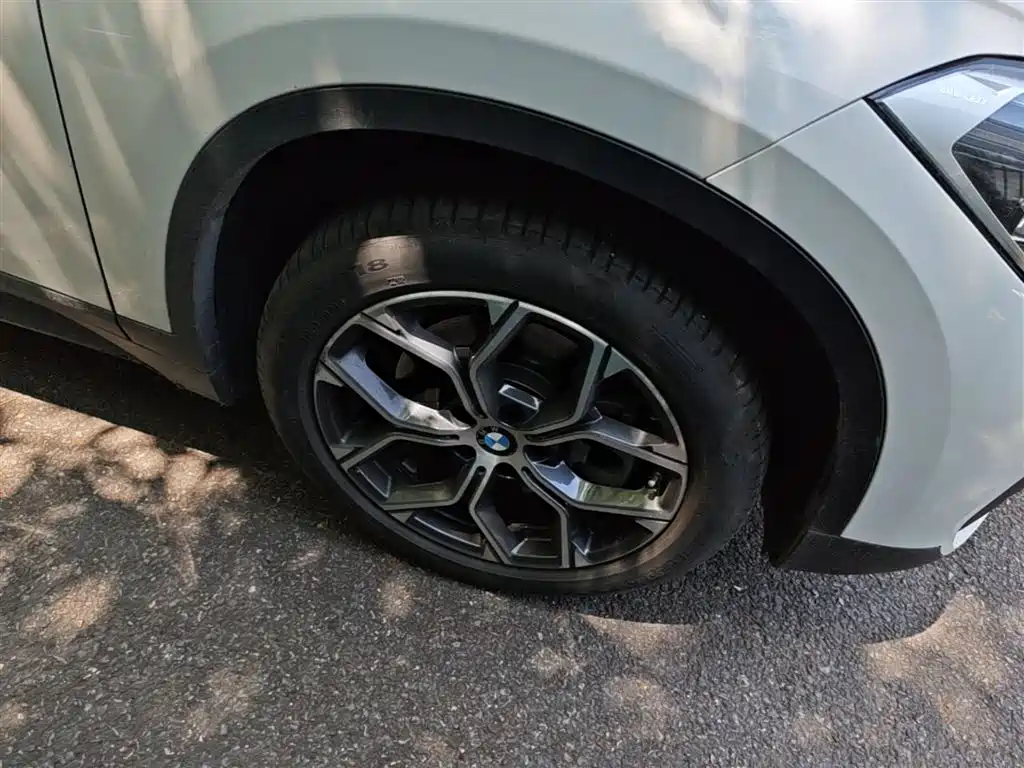 BMW X1 2021 Facelift sDrive25Li Leading фото 14