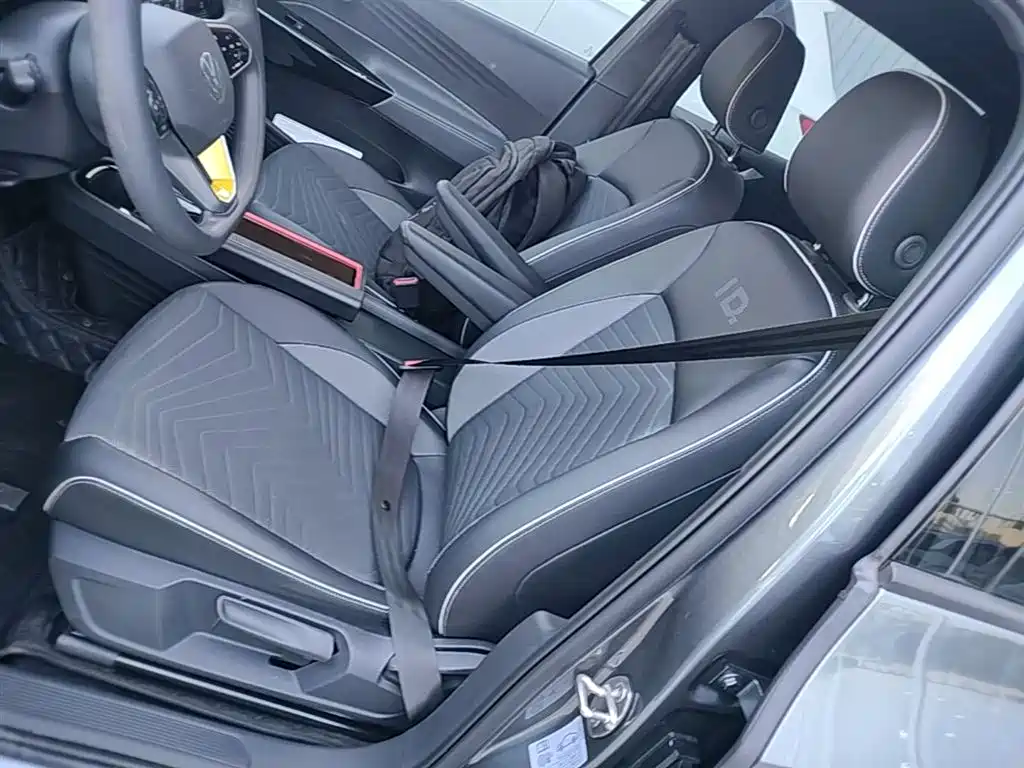 Volkswagen ID.3 2023 Upgraded Pure Intelligence Edition фото 15