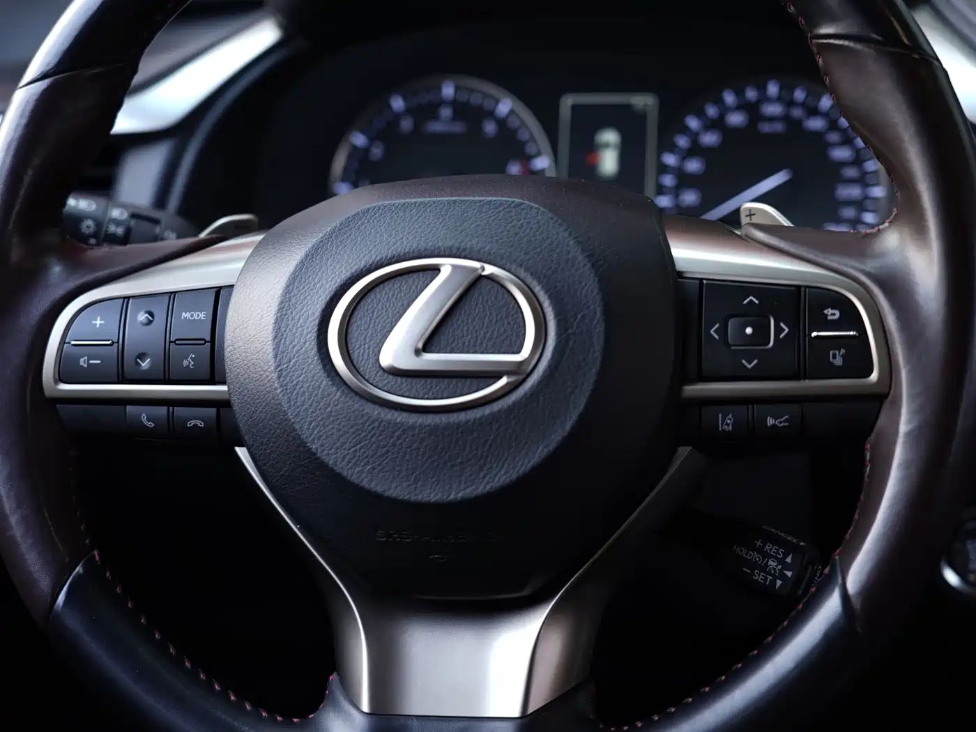 Lexus RX 2020 Facelift 300 2WD Comfort Edition фото 14