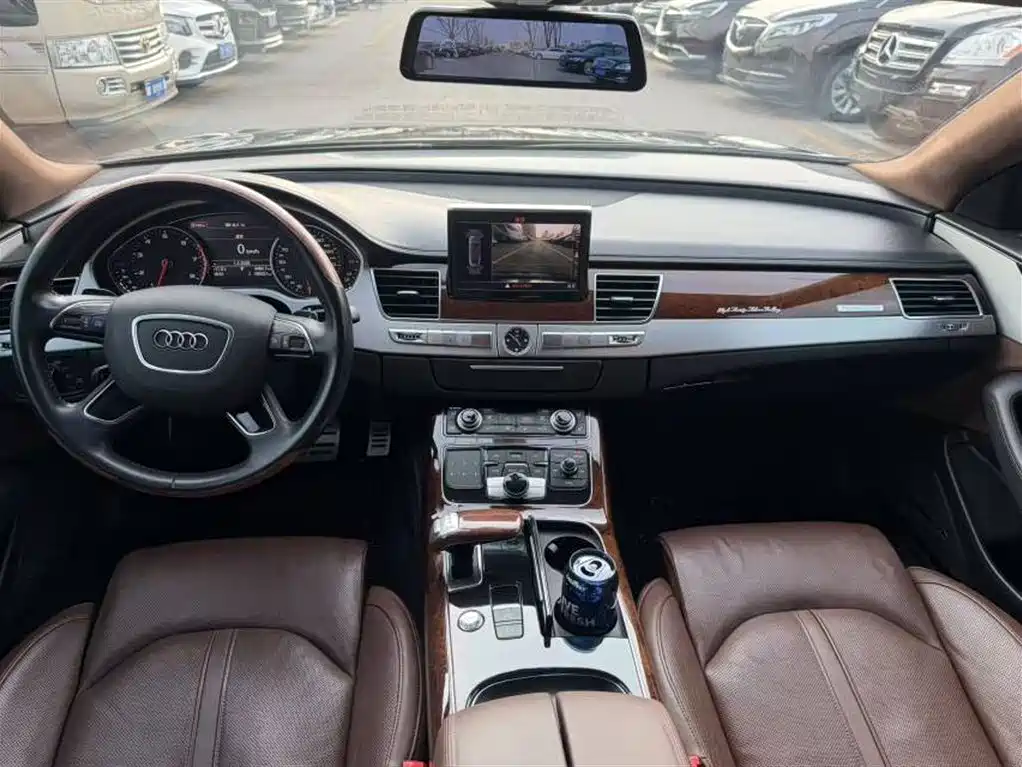 Audi A8 2012 A8L 45 TFSI quattro Luxury фото 9
