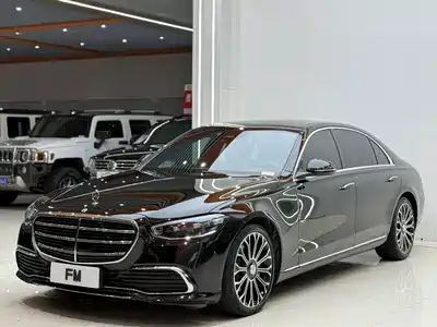 Mercedes-Benz S