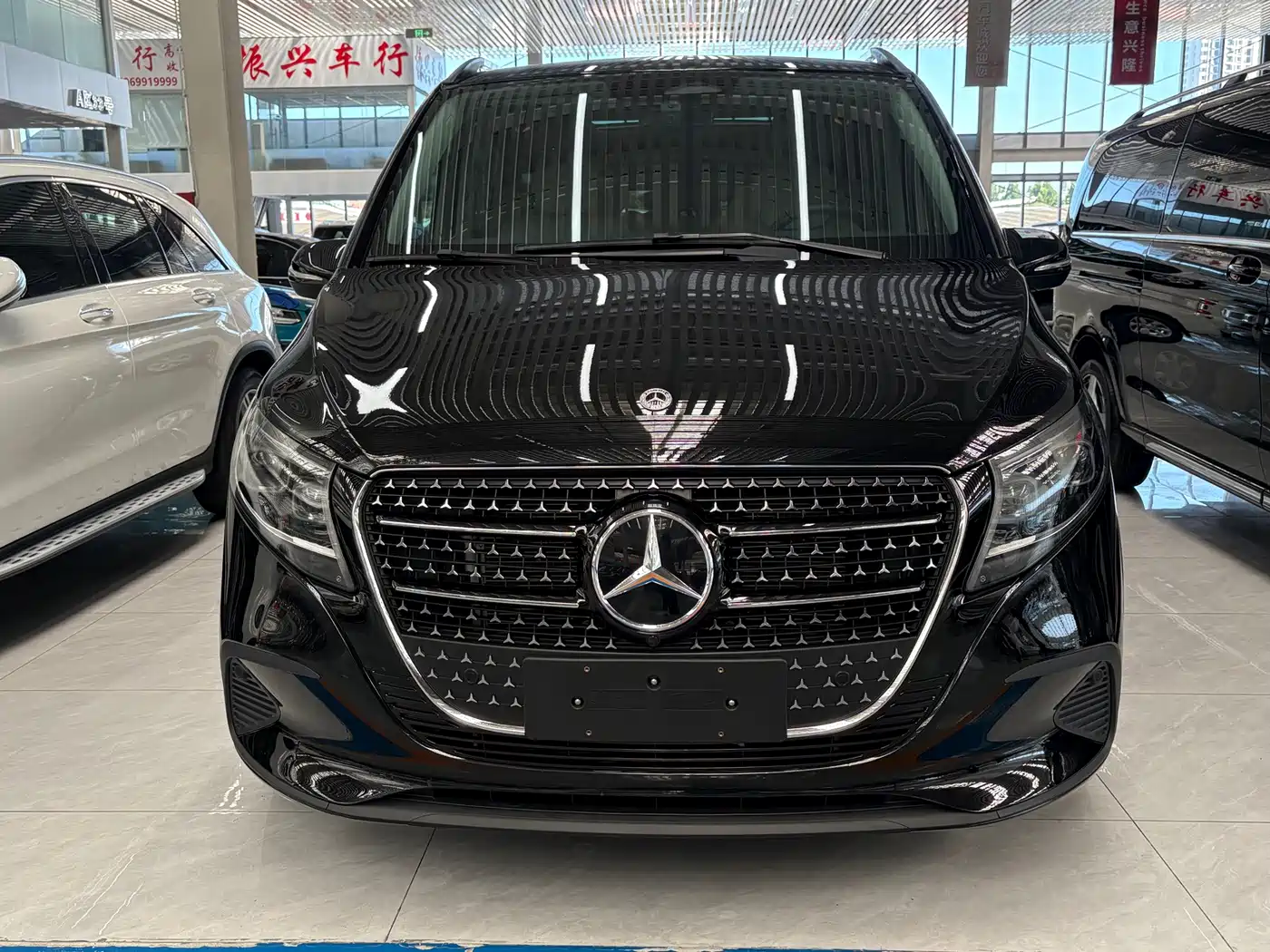 2025 Mercedes-Benz V-Class