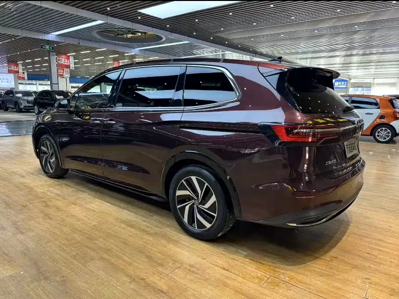 Volkswagen Viloran 2023 Facelift 380TSI Prestige Edition фото 7