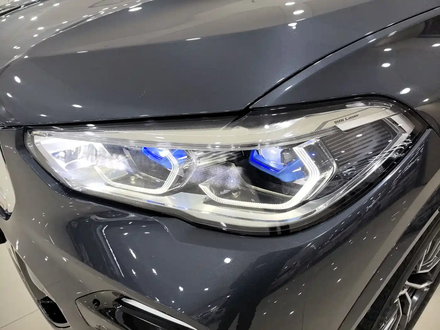 BMW X5 (Import) 2020 xDrive40i M Sport Package фото 5
