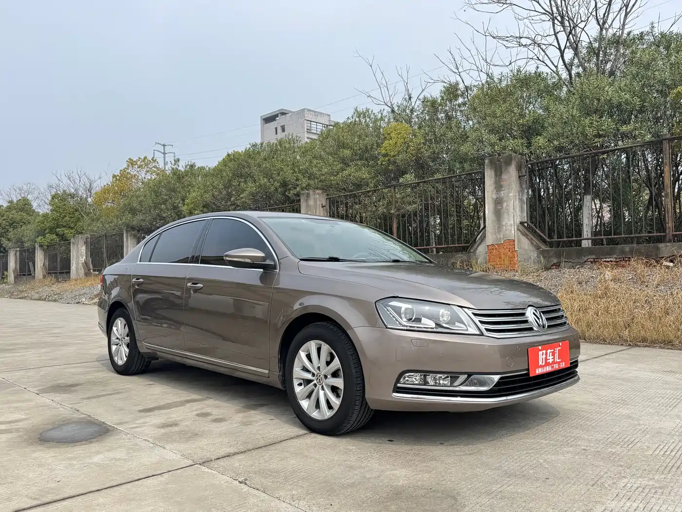 Volkswagen Magotan 2015 Facelift 1.8TSI Luxury фото 3