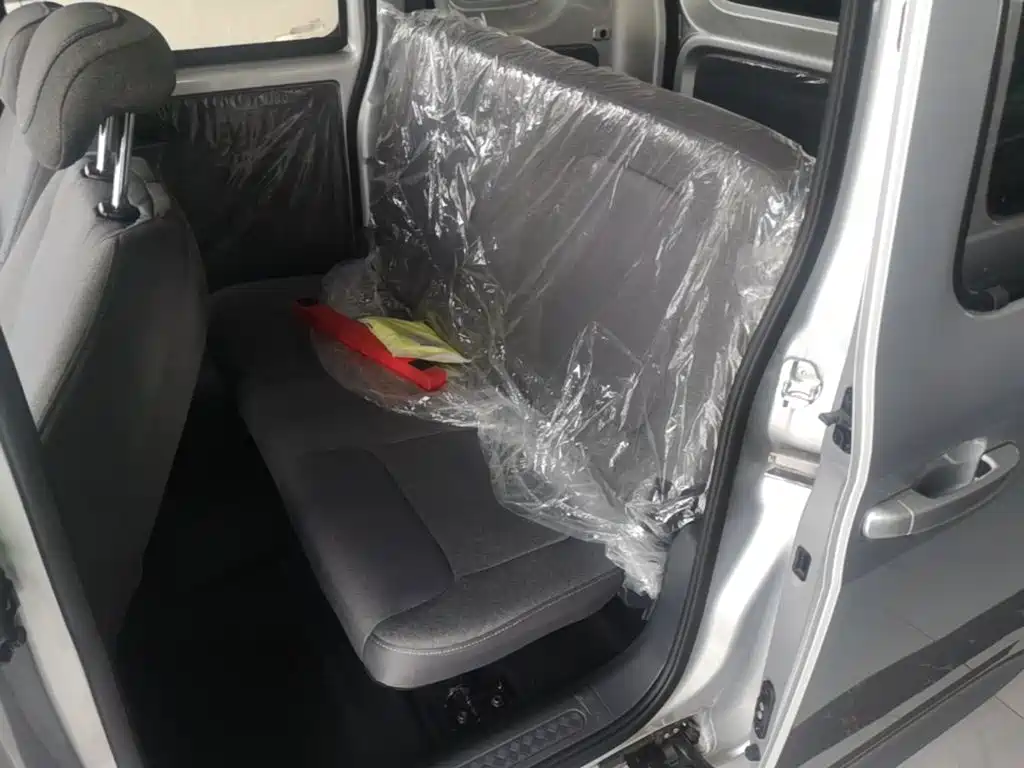 Wuling Motors Wuling Zhiguang NEV 2026 2025 Standard Version