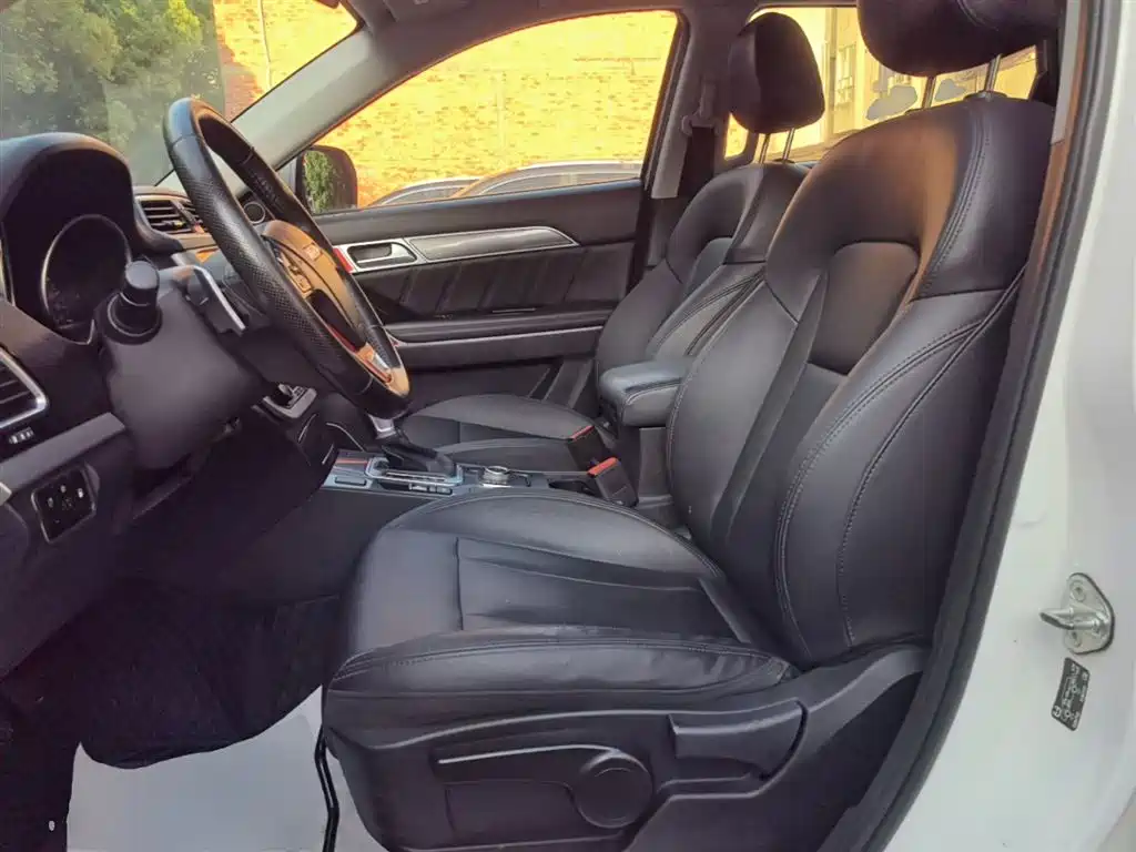 Haval H6 Coupe 2016 Blue Label 1.5T Automatic 2WD Urban фото 15