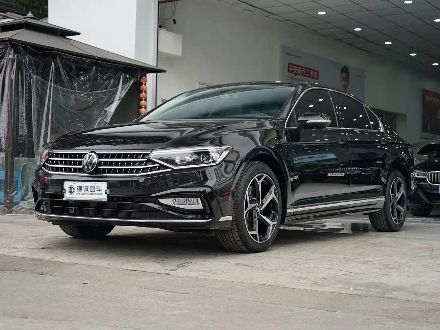 Volkswagen Magotan 2024 2 Million Units Public Sharing Edition 330TSI DSG Luxury