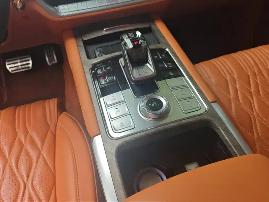 Tank 500 2022 3.0T Premium Custom Edition 5-Seater фото 16