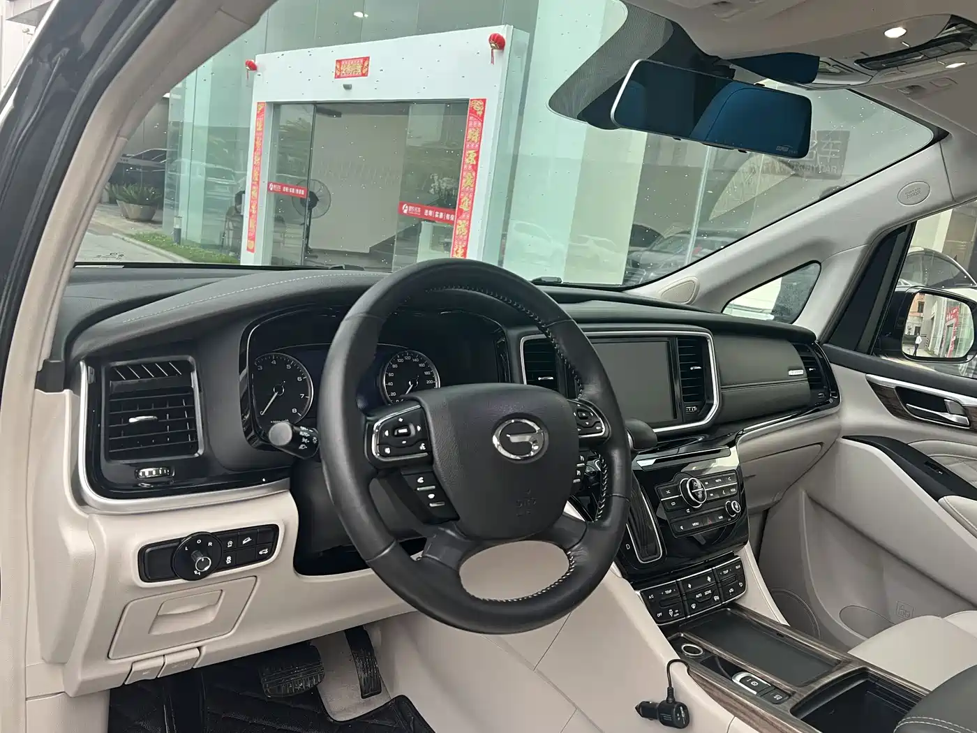 GAC Trumpchi Trumpchi M8 2018 320T Premium Edition фото 8