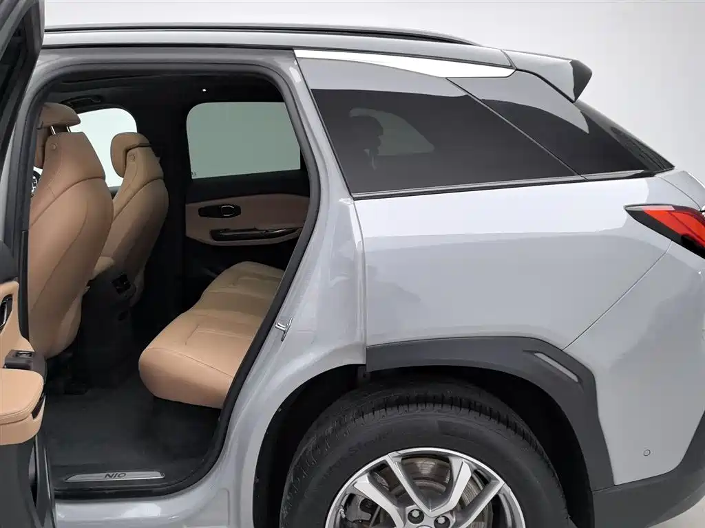 NIO NIO ES6