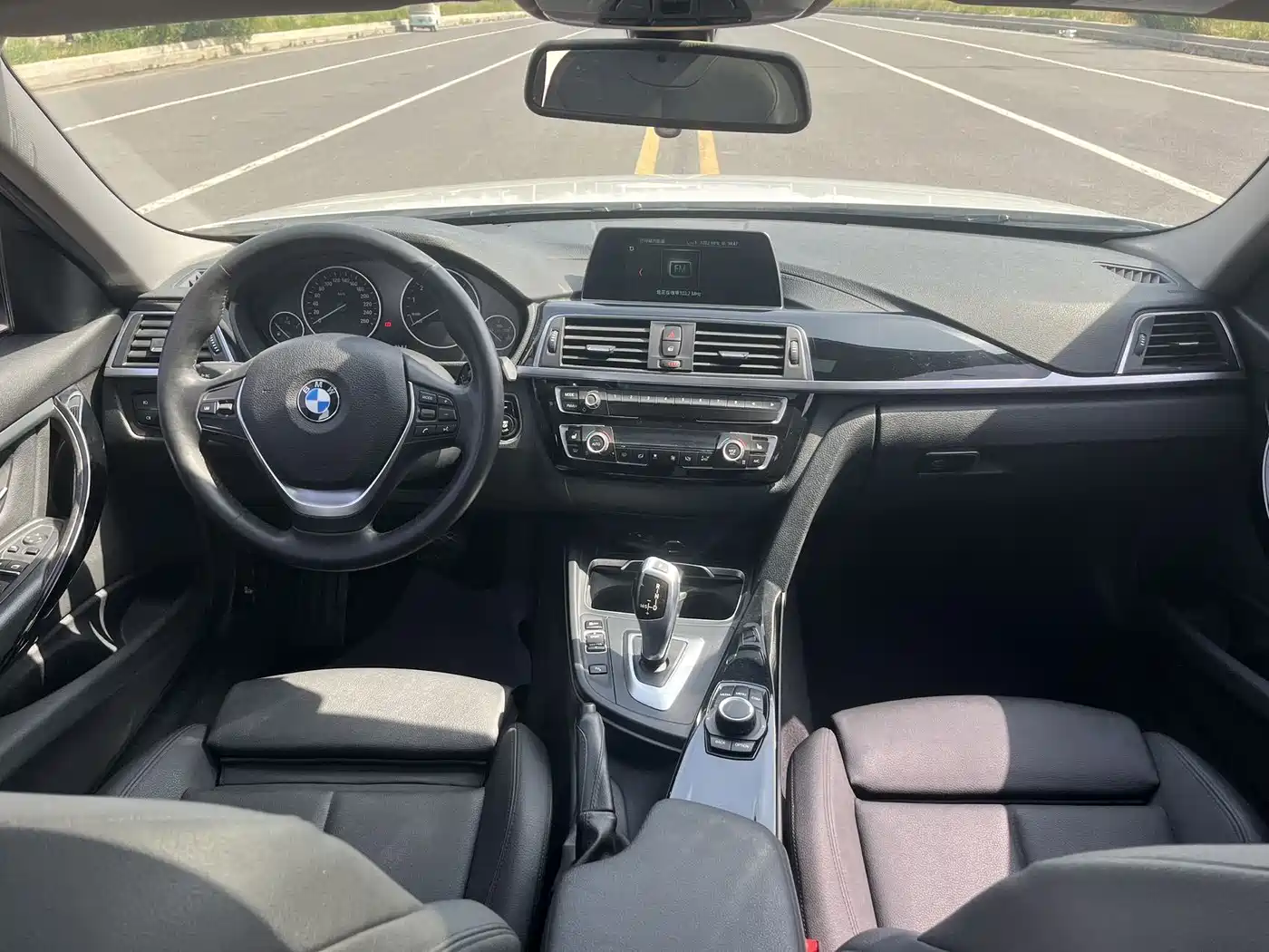 BMW 3 Series 2018 320Li Fashion Style фото 6
