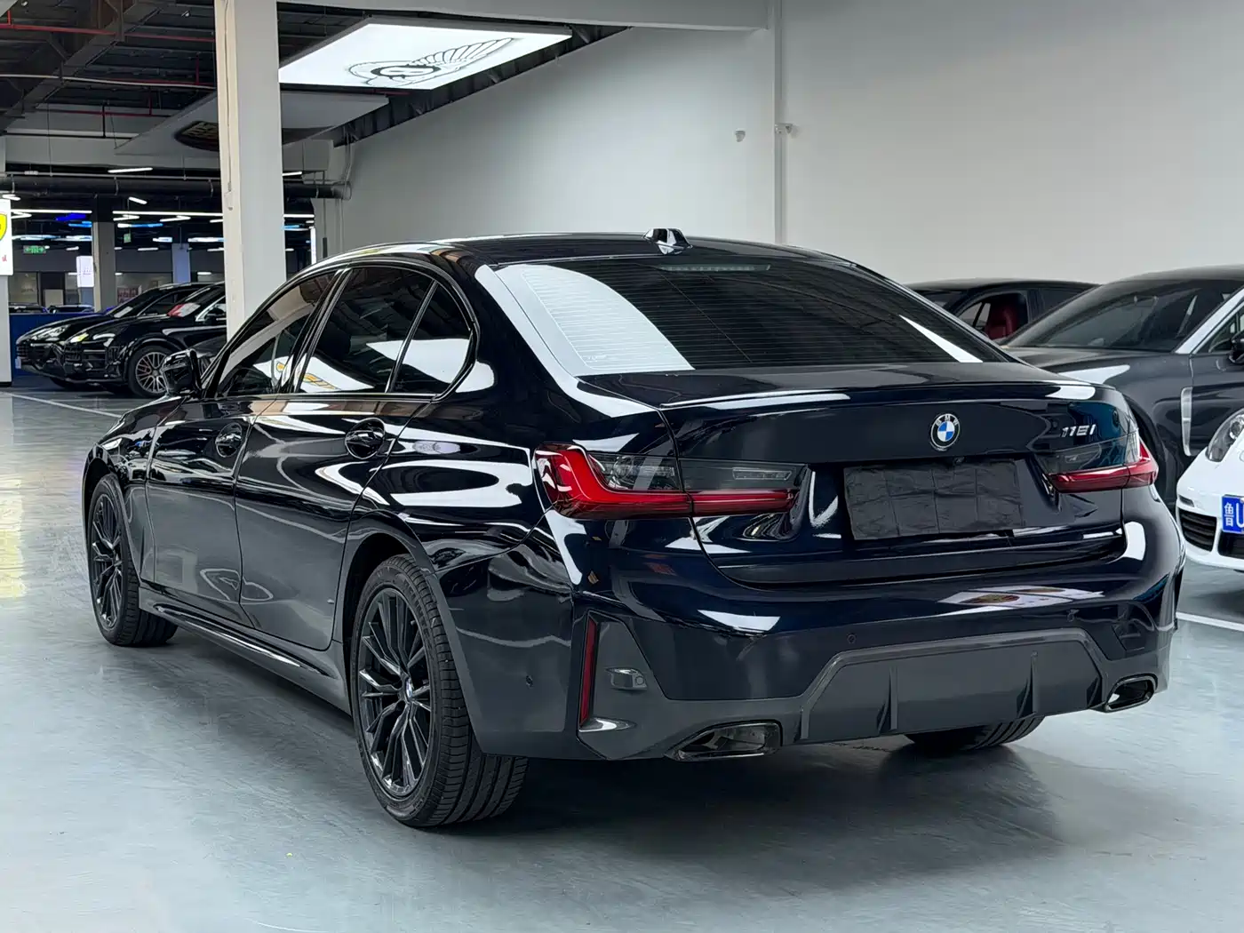 BMW 3 Series 2024 325Li M Sport Shadowline Package фото 20