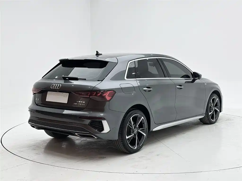 Audi A3 2024 Model Sportback 35 TFSI Fashion Sport фото 4