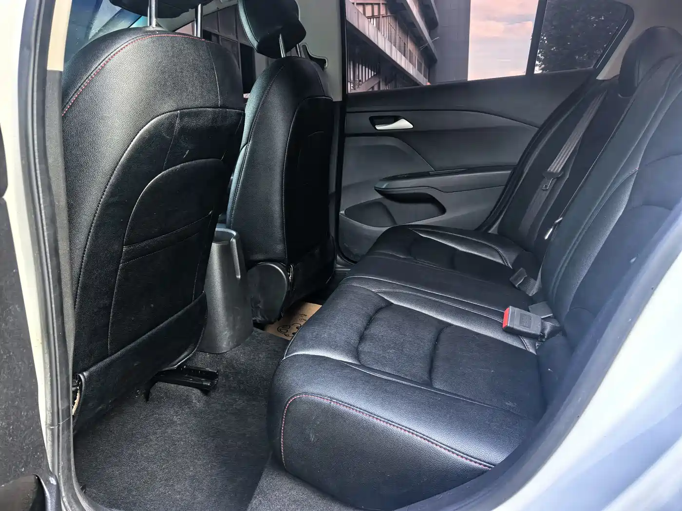 Chevrolet Cavalier 2016 1.5L Manual Enjoyment Edition фото 8