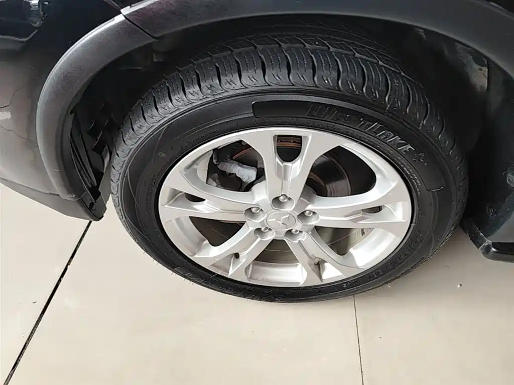 Mitsubishi Outlander (Import) 2014 2.4L 4WD Luxury Value Edition 5-seater фото 23