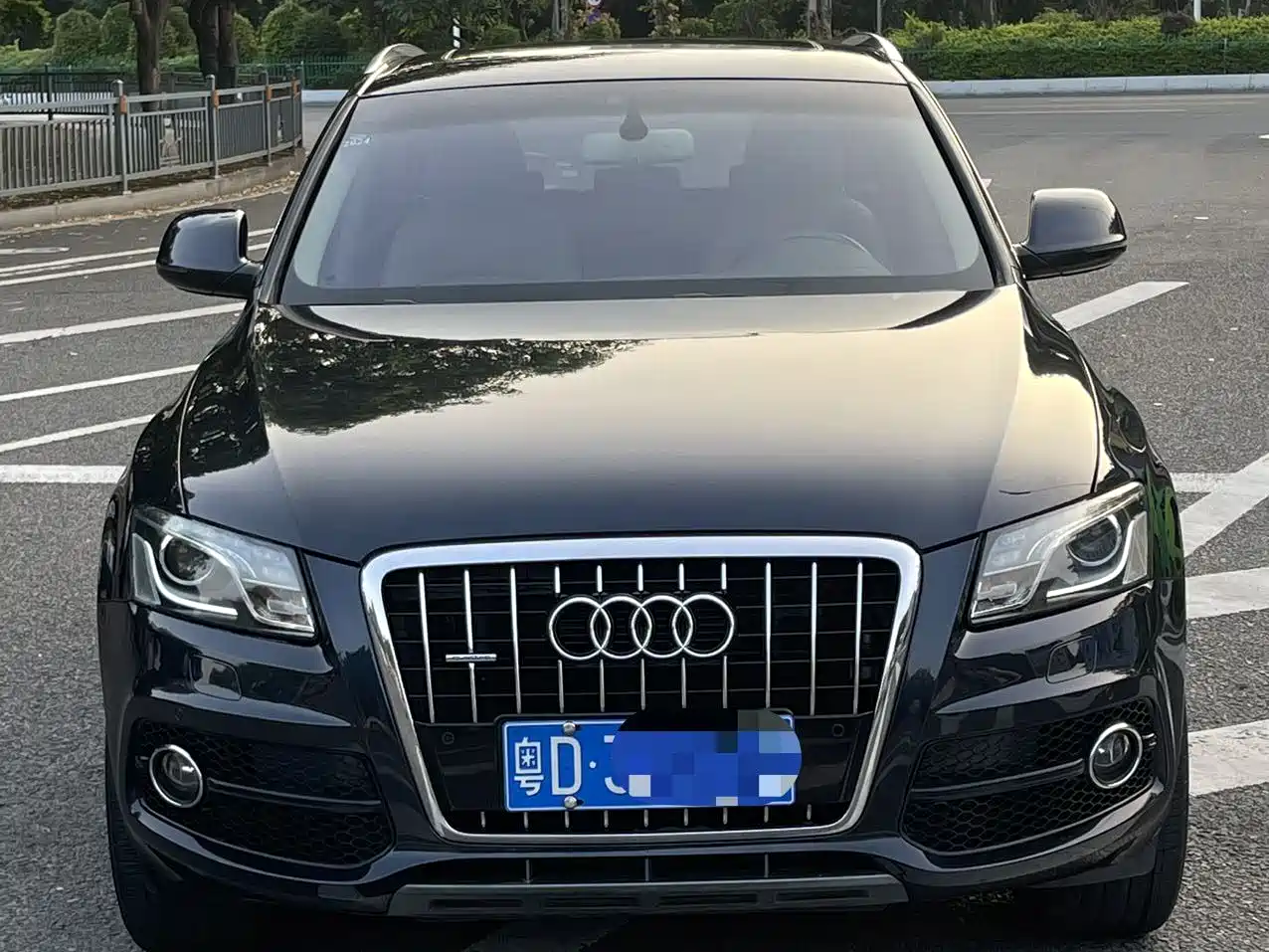 Audi Q5 (Import) 2010 3.2FSI Sport фото 2