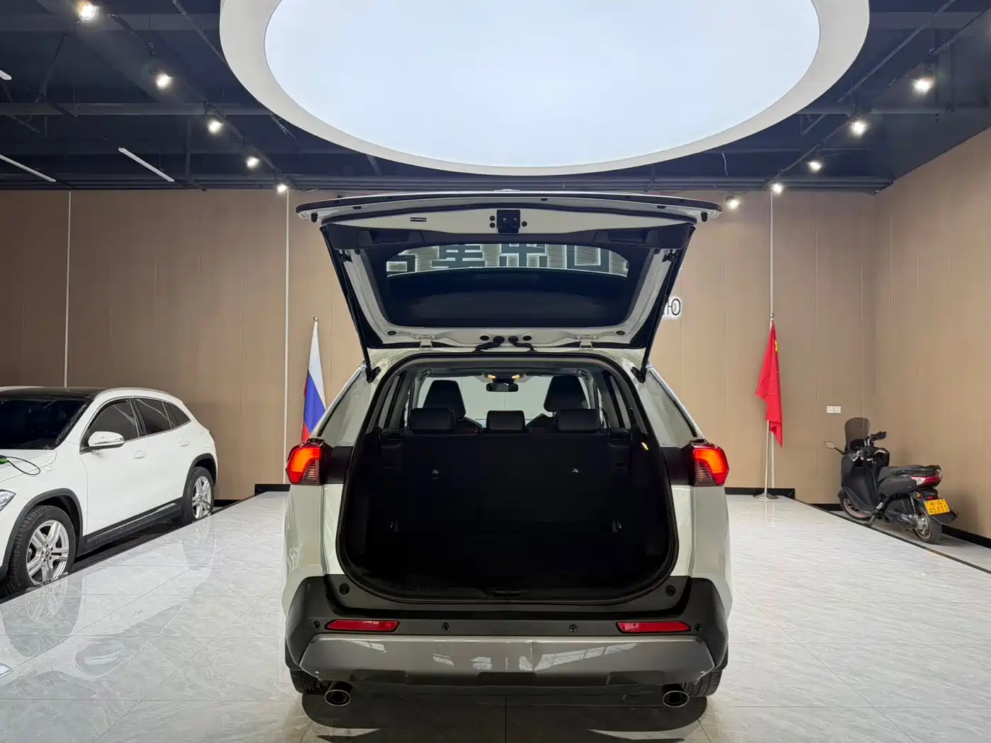 Toyota RAV4 Rongfang 2021 2.0L CVT 4WD Trend PLUS фото 13