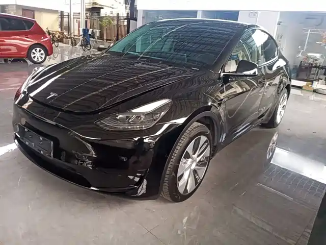 Tesla Model Y Рестайлинг, задний привод