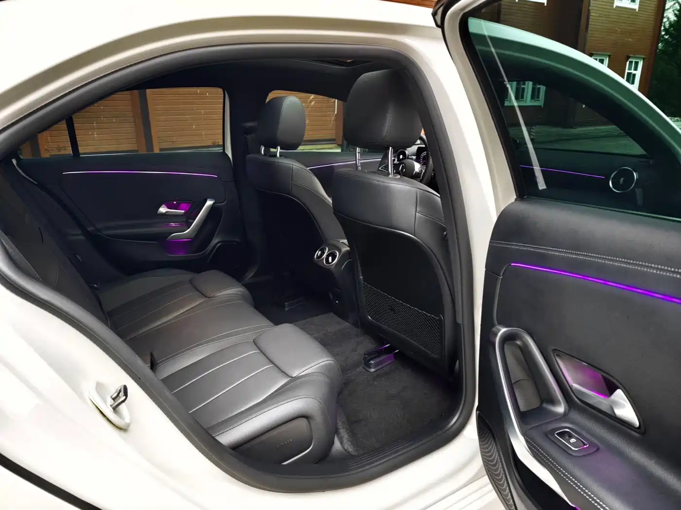 Mercedes-Benz A-Class 2023 A 180 L фото 13