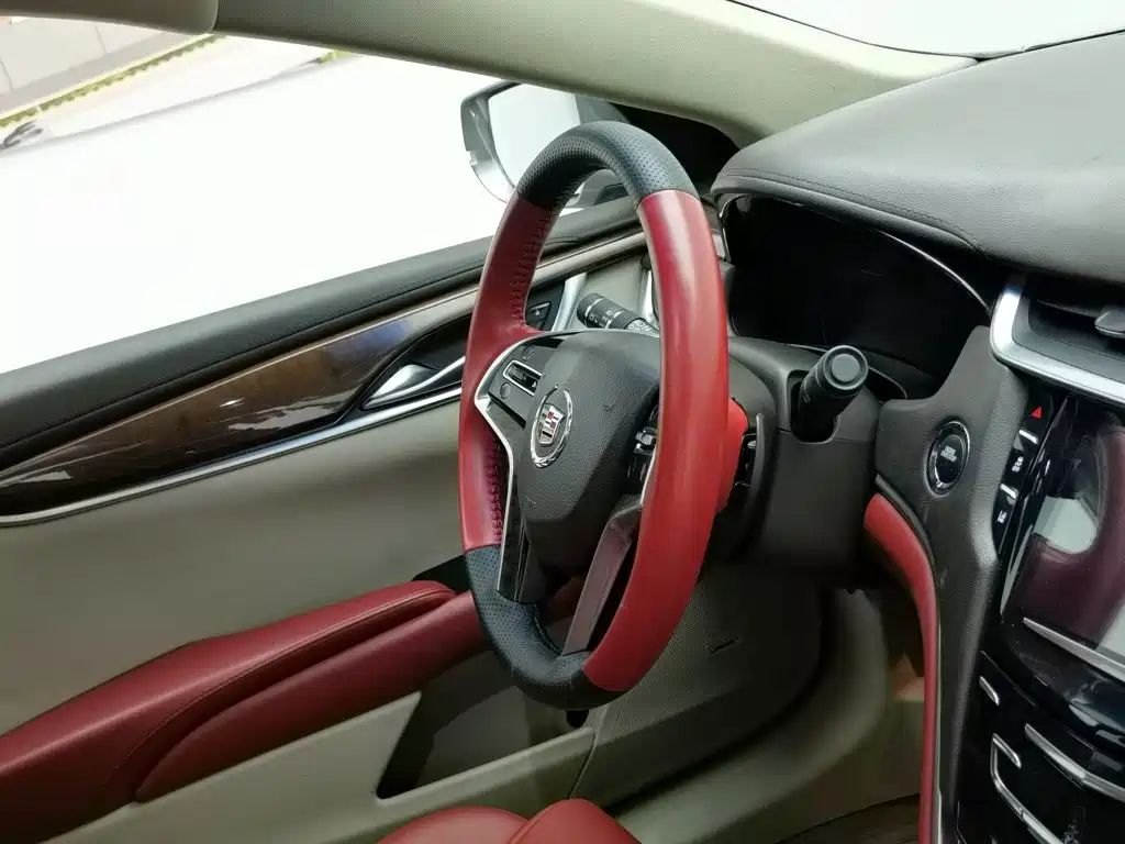 Cadillac XTS 2013 2013 28T Elite