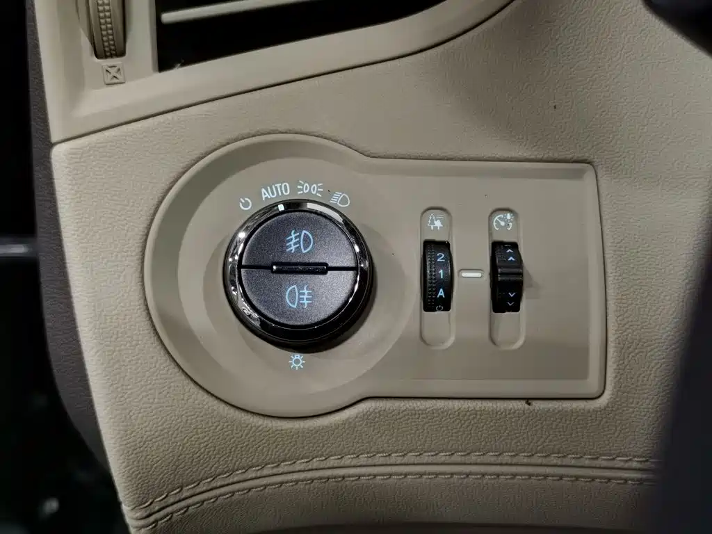 Фото 21 - Buick LaCrosse