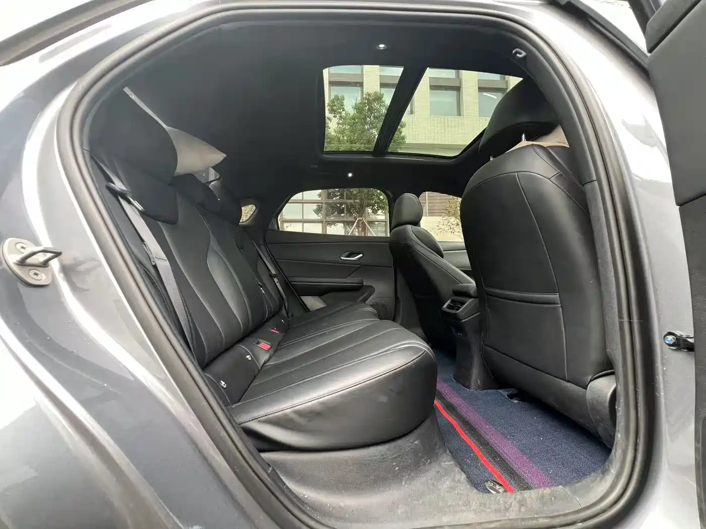 BYD e7 2025 Model 520 Intelligent Travel Edition фото 4