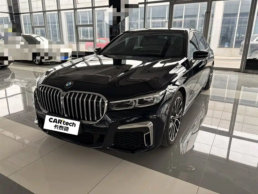 BMW 7 Series 2021 Model 740Li Leading M Sport Package