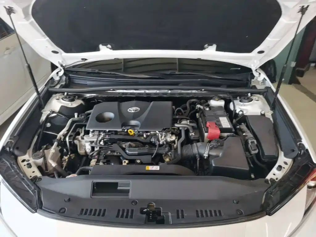 Photo 20 - Toyota Camry