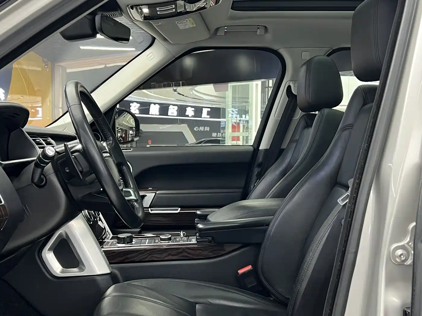 Land Rover Range Rover 2017 3.0 SC V6 Vogue фото 7