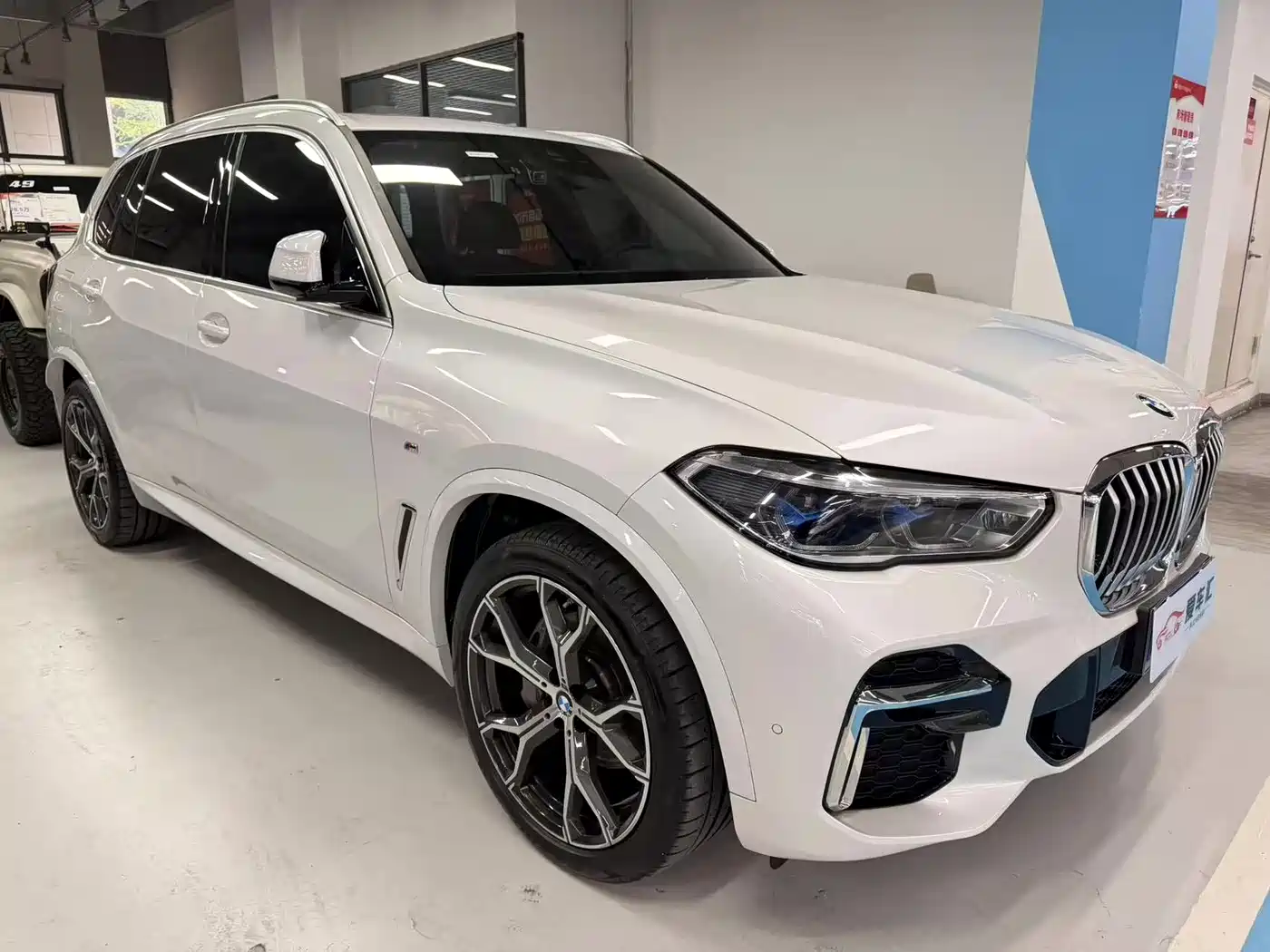BMW X5 2022 Facelift xDrive 40Li M Sport Package фото 3