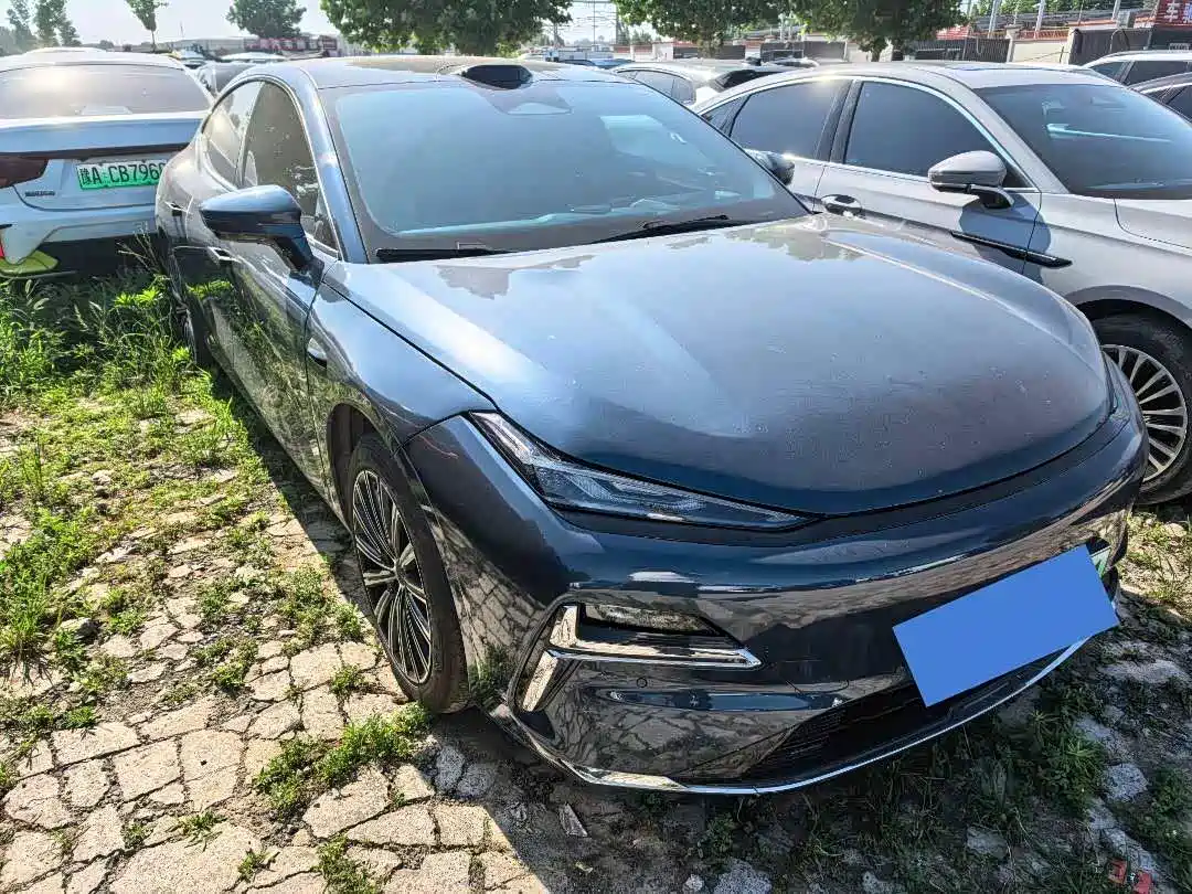 Geely Galaxy Galaxy Xingyao 8 2025 130km EM-P Starship Edition