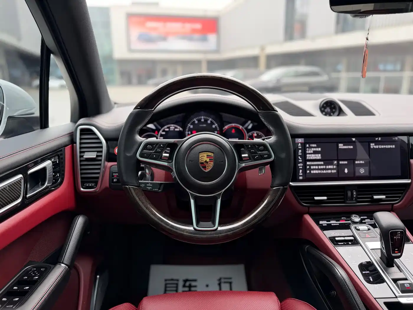 Porsche Cayenne 2019 Cayenne 3.0T фото 12